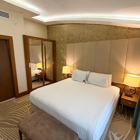 Ramada By Wyndham Hotel Yalova (Yalova)