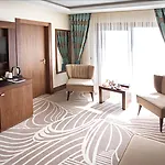 Hotel Ramada By Wyndham 4*