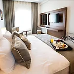 Hotel Ramada By Wyndham Yalova (Yalova)