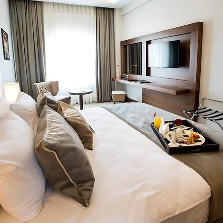 Hotel Ramada By Wyndham Yalova