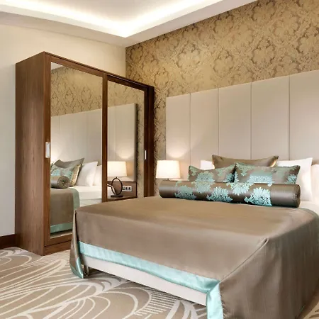 Ramada By Wyndham Yalova 4*