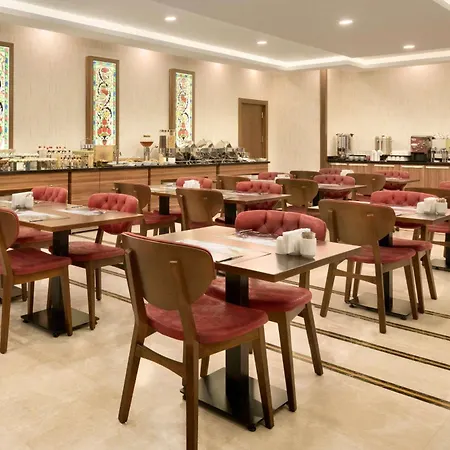 Ramada By Wyndham