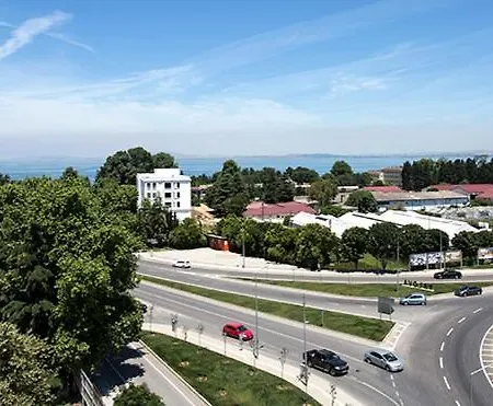 Ramada By Wyndham Yalova Hotel