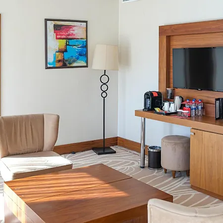 Ramada By Wyndham